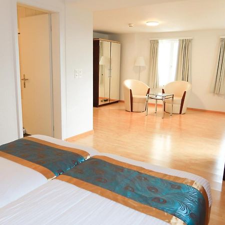 Swiss Hotel La Couronne Avenches Exterior foto